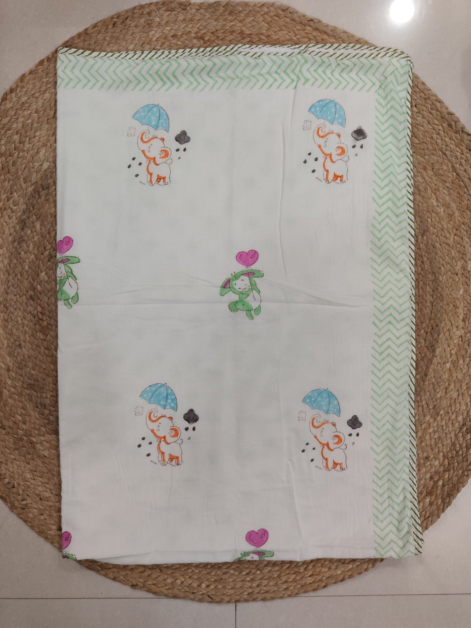 HAND BLOCK PRINTED REVERSIBLE MULMUL BABY DOHAR