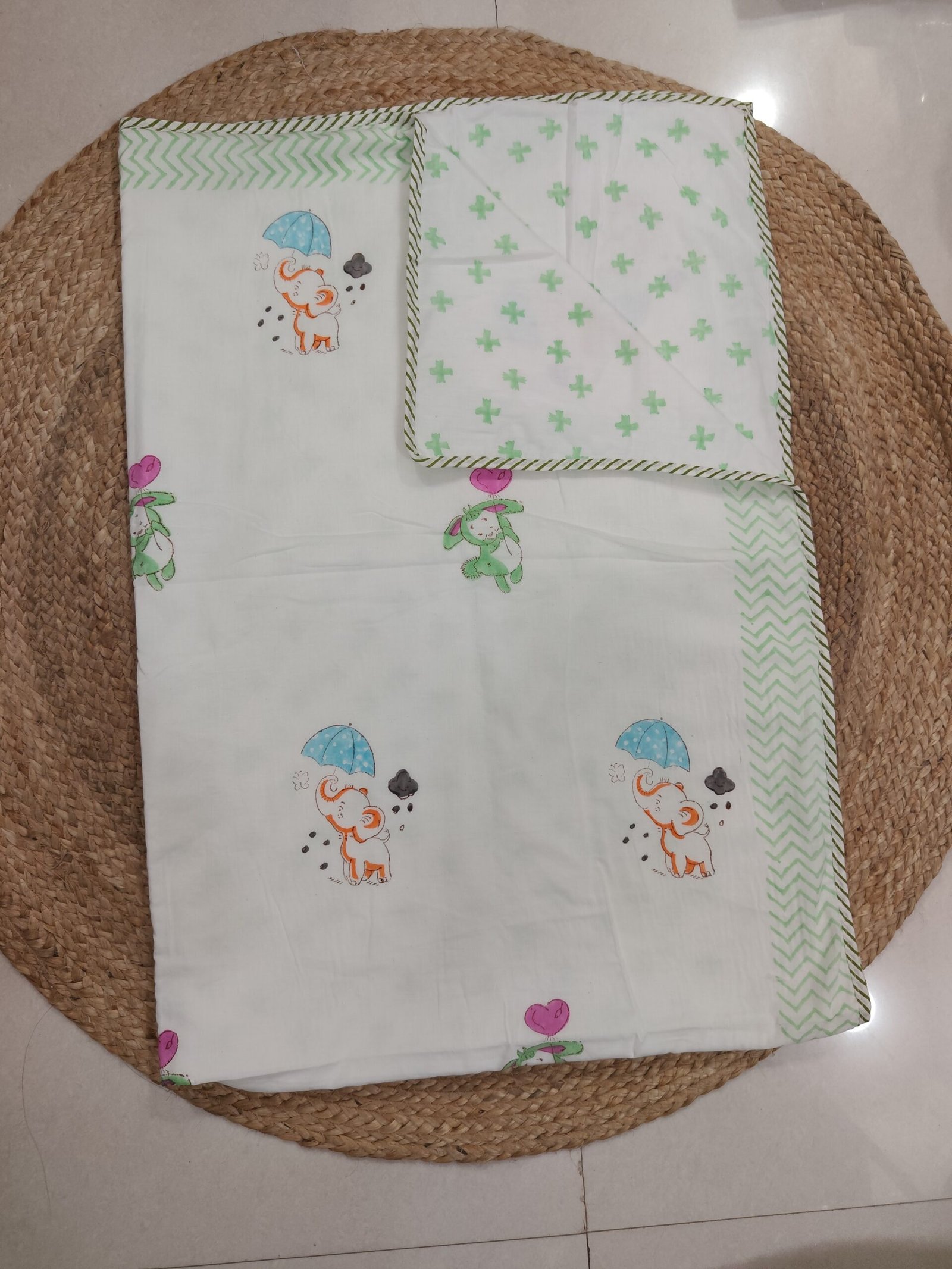 HAND BLOCK PRINTED REVERSIBLE MULMUL BABY DOHAR - Image 2