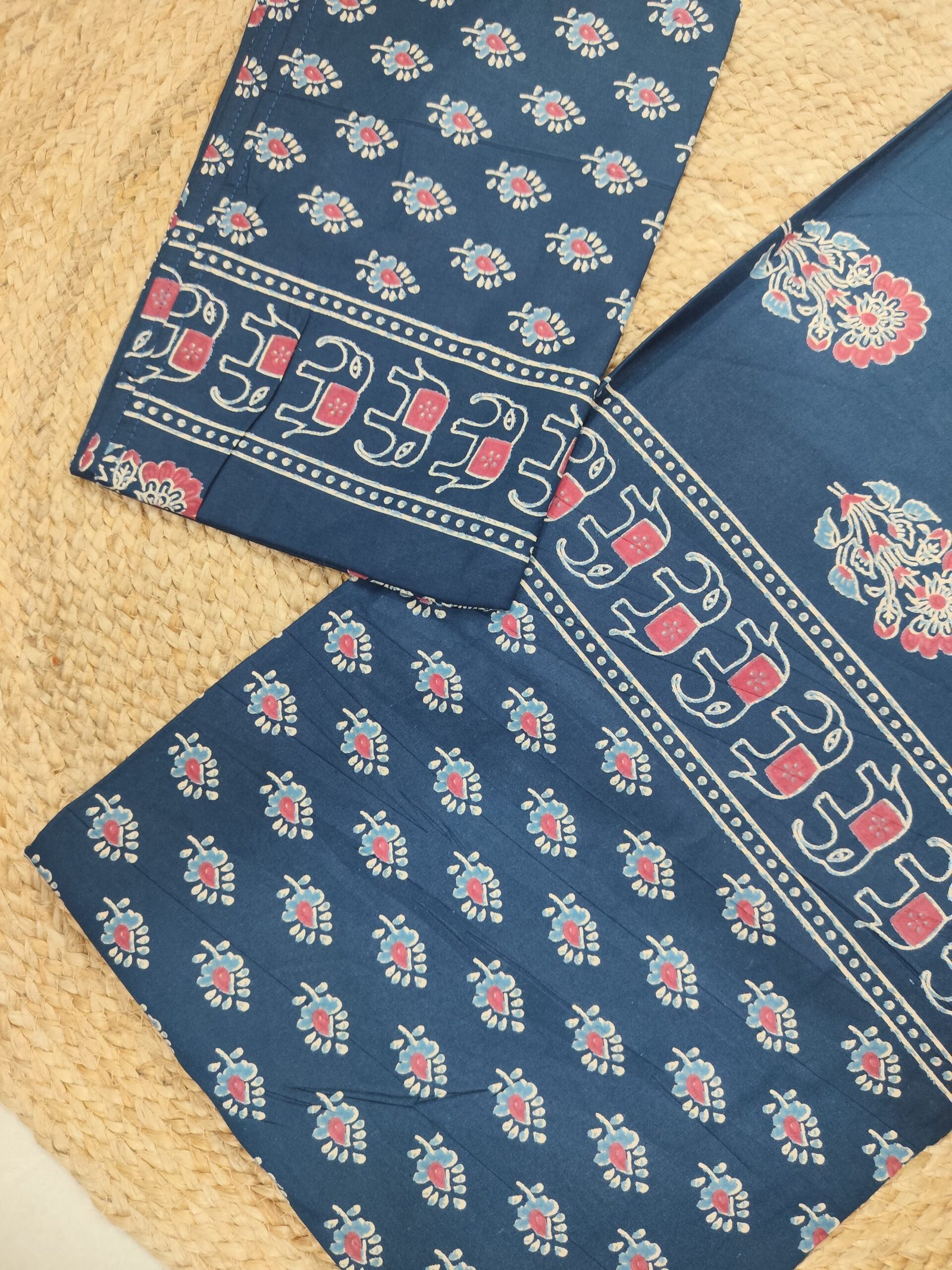Anaya - Blue Bedsheet (108x108 Inches) - Image 4