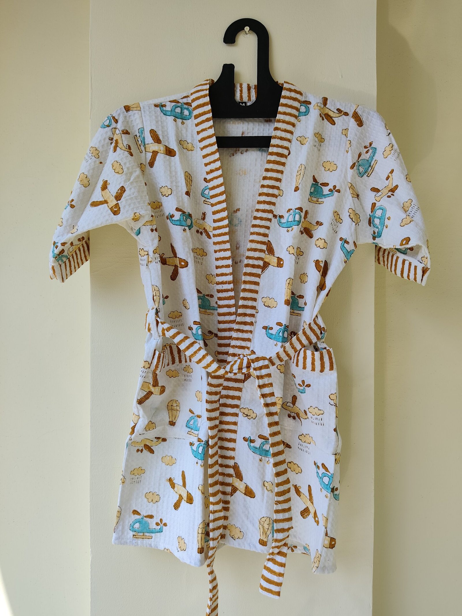 BROWN AEROPLANE HANDBLOCK PURE COTTON KIDS BATHROBE - Image 3