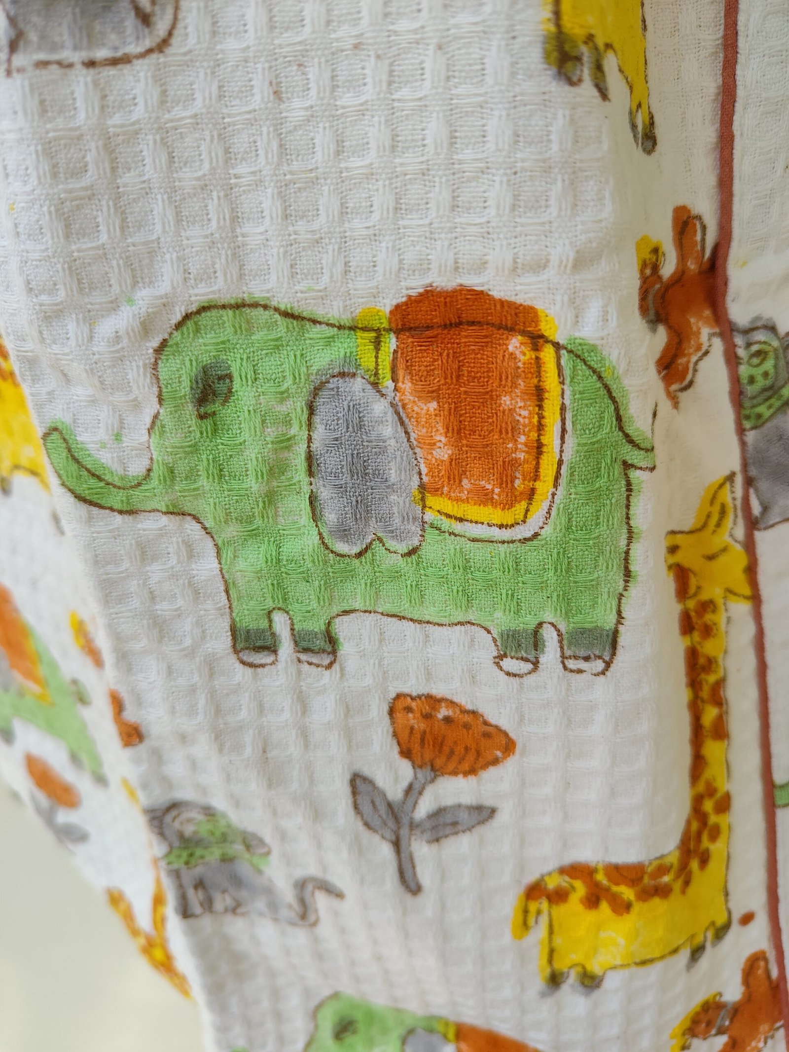 GREEN ELEPHANT HANDBLOCK PURE COTTON KIDS BATHROBE - Image 3