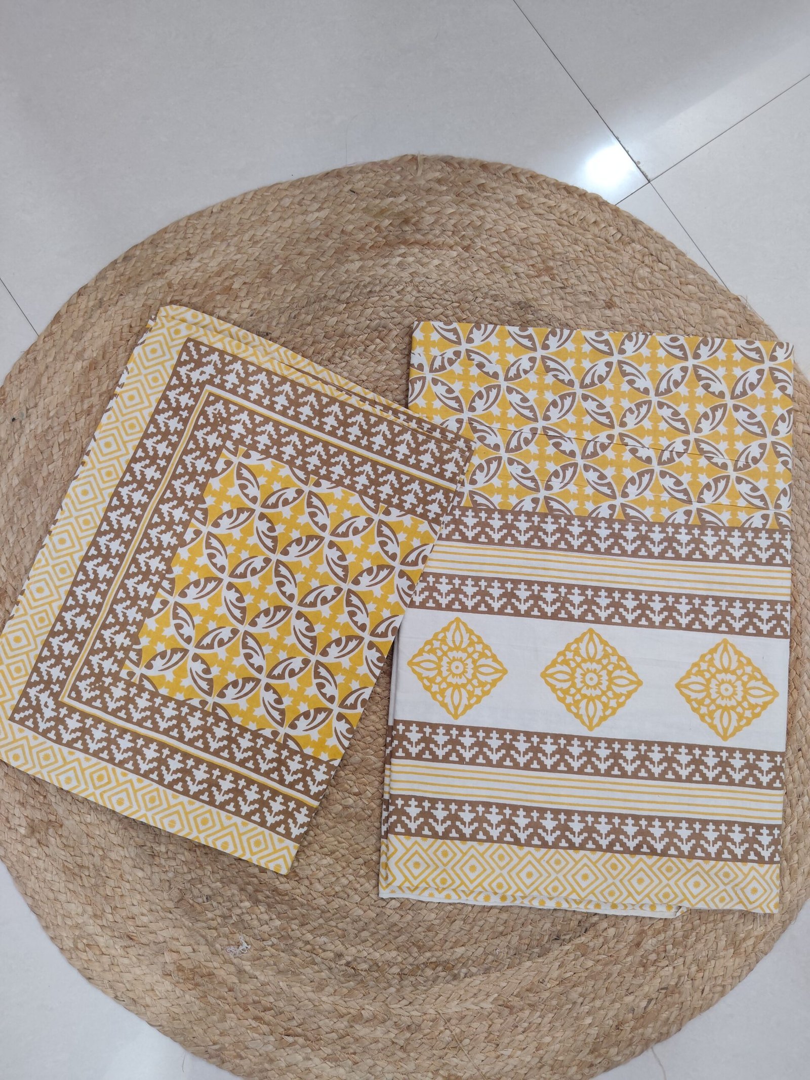 MUSTARD JAAL PURE COTTON BEDSHEET-95X108 INCHES - Image 2
