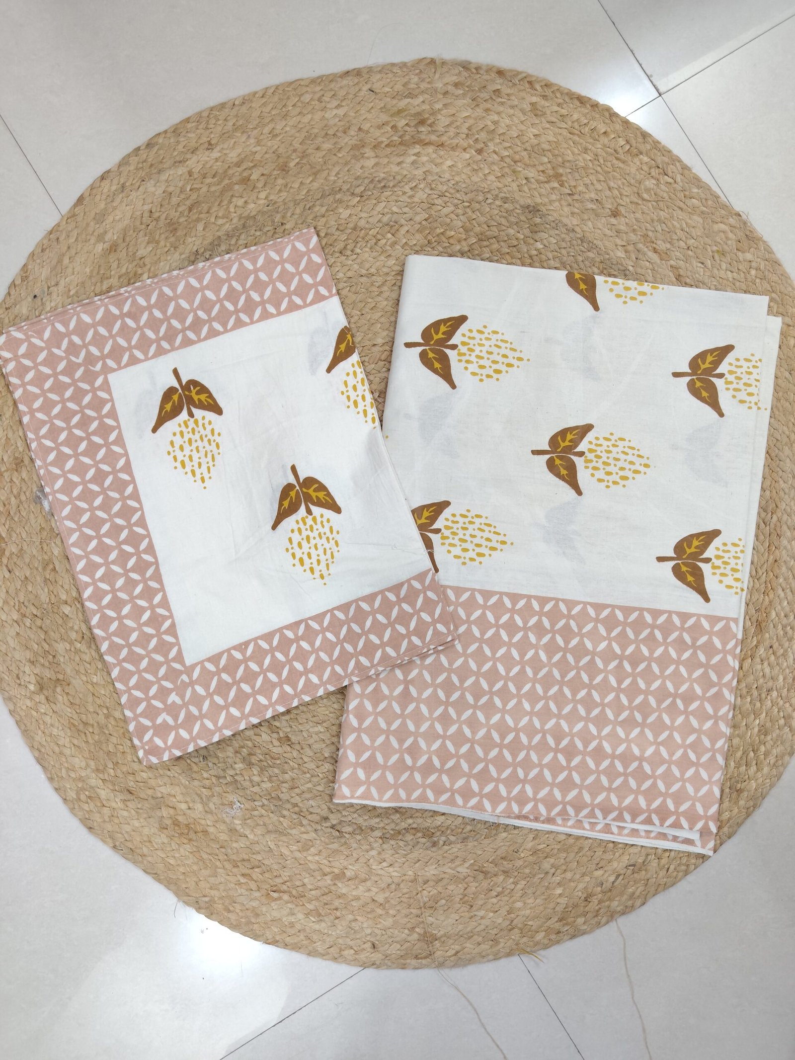BLUSH BROWNPURE COTTON BEDSHEET-95X108 INCHES - Image 2
